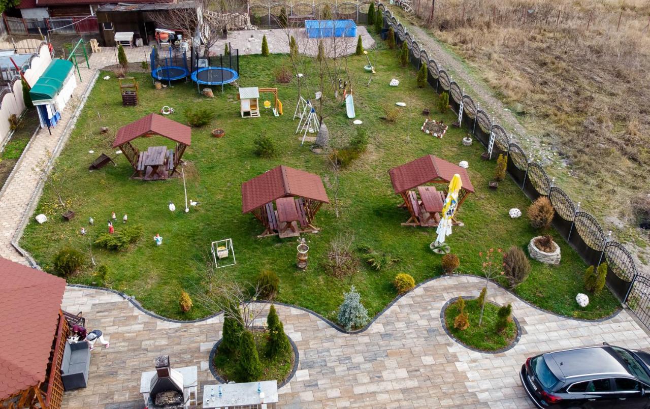 Pensiunea Grande Lepşa Esterno foto